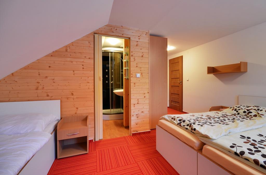 Penzion A Apartmany Skipark Hrabesice Krasne ภายนอก รูปภาพ