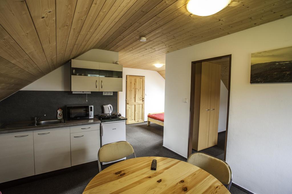 Penzion A Apartmany Skipark Hrabesice Krasne ภายนอก รูปภาพ