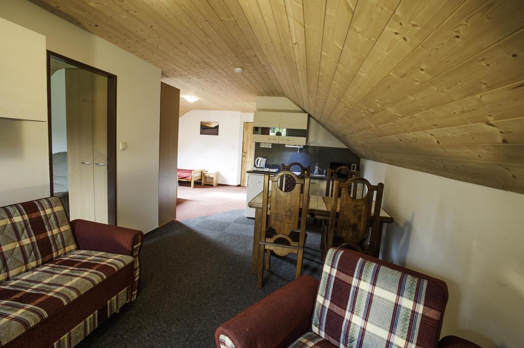 Penzion A Apartmany Skipark Hrabesice Krasne ภายนอก รูปภาพ